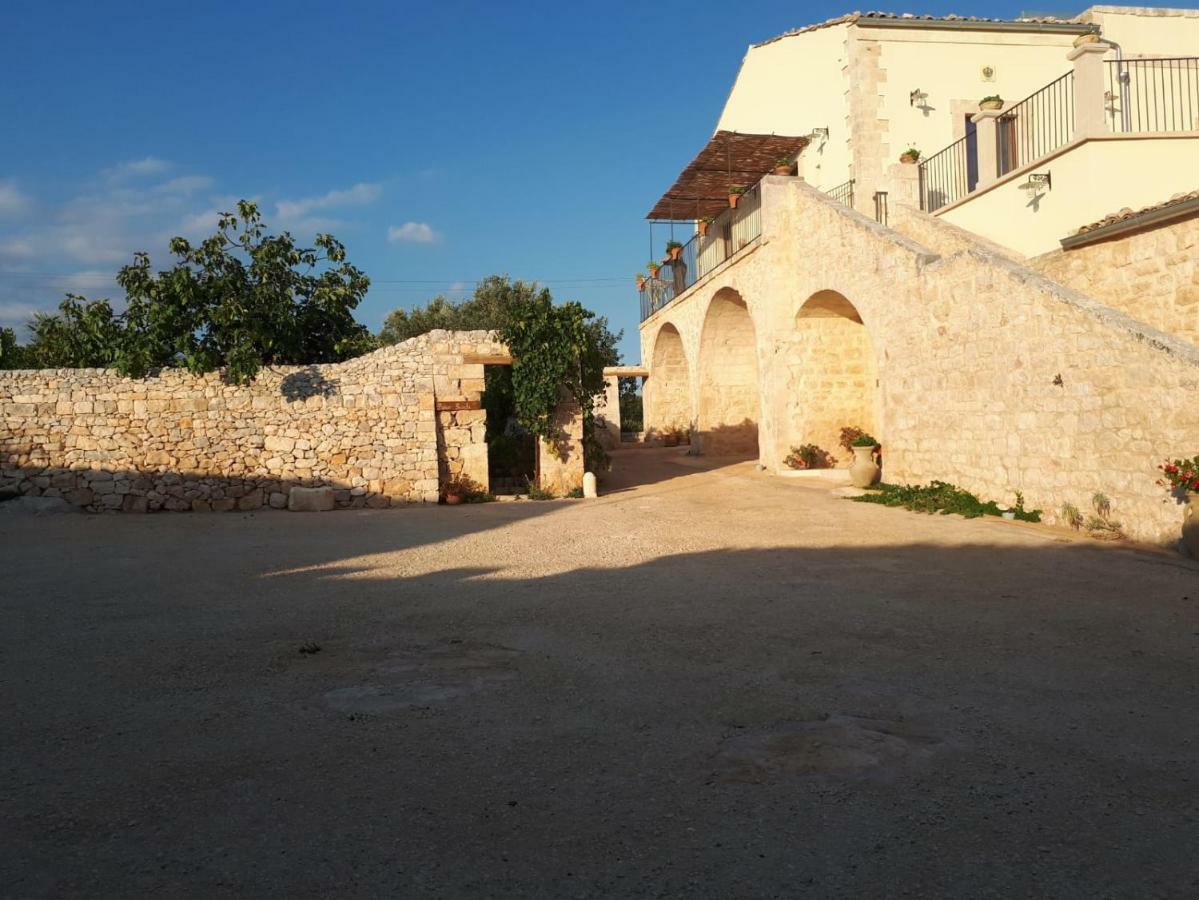 Villa La Dimora Del Decano à Scicli Extérieur photo